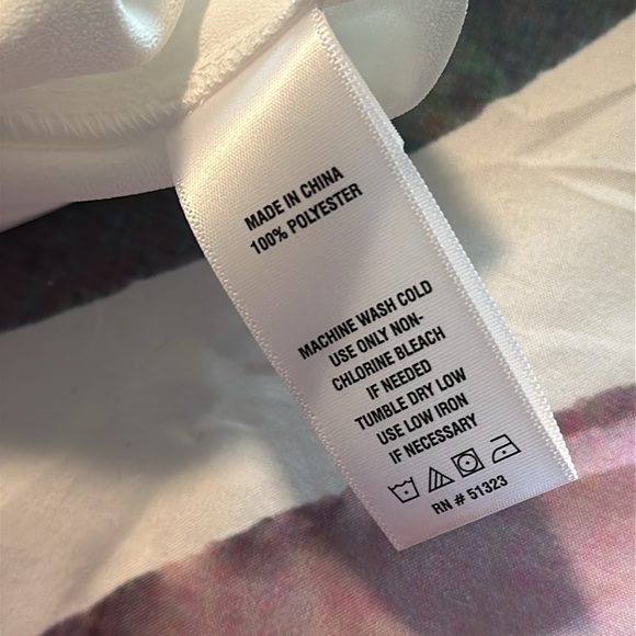 Cece Eyelet Trim Moss Crepe Top - Picture 8 of 8